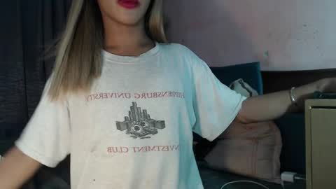 Snapshot of seductive_levie69 chatting on 03/25/26, 11:05 seductive_levie69 online show from 03/25/26, 11:05