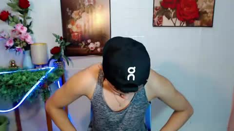 Snapshot of seductive_maxxx chatting on 07/02/26, 08:20 Max online show from 07/02/26, 08:20