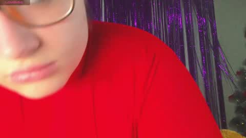 Snapshot of seductive_she_wolf chatting on 01/06/25, 09:19 seductive_she_wolf online show from 01/06/25, 09:19