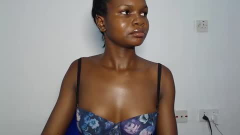 Snapshot of seductive_sugar247 chatting on 03/28/26, 07:02 seductive_sugar247 online show from 03/28/26, 07:02