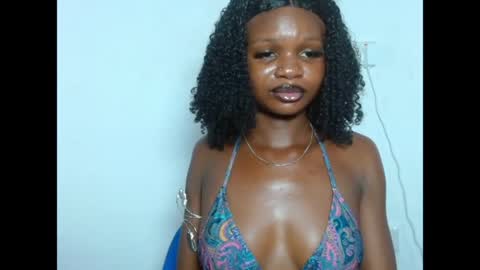 seductive_sugar247 online show from 04/18/26, 03:38