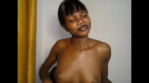 seductive_sugar247 online show from 06/19/26, 05:12
