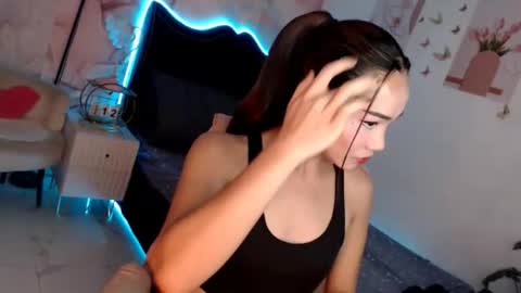 Vanessa online show from 11/11/25, 06:30