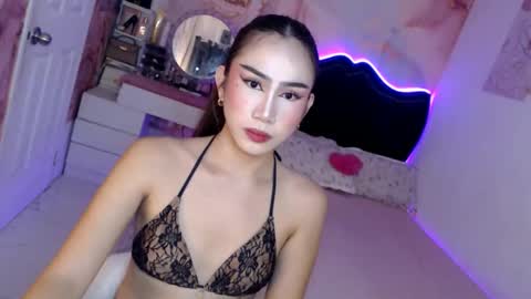 Vanessa online show from 05/15/26, 11:45