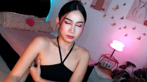 Vanessa online show from 06/24/26, 12:09