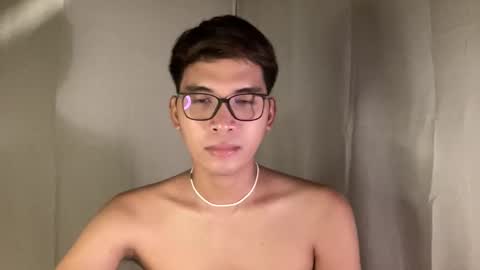 William online show from 10/04/25, 03:10