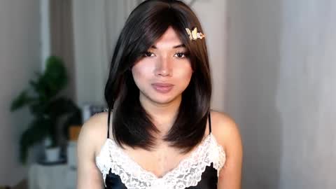 Snapshot of seductivedeluxe69 chatting on 05/14/26, 06:42 Deluxe online show from 05/14/26, 06:42