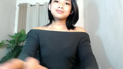 Snapshot of seductivedeluxe69 chatting on 05/19/26, 05:36 Deluxe online show from 05/19/26, 05:36