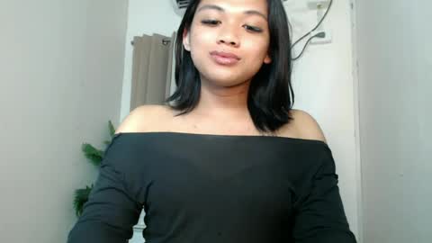 Snapshot of seductivedeluxe69 chatting on 07/02/26, 05:19 Deluxe online show from 07/02/26, 05:19