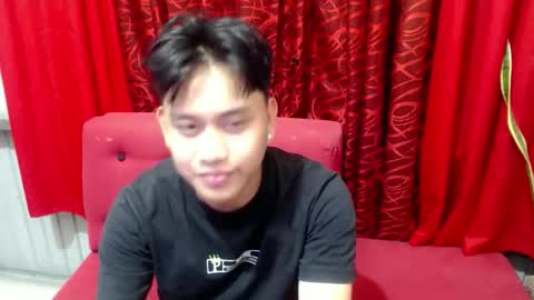 Snapshot of seductivee_bigcock chatting on 04/07/26, 09:54 John online show from 04/07/26, 09:54