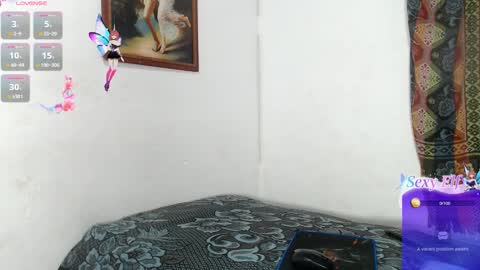 Snapshot of seductivespellvagina80 chatting on 01/09/25, 12:30 Estefany online show from 01/09/25, 12:30