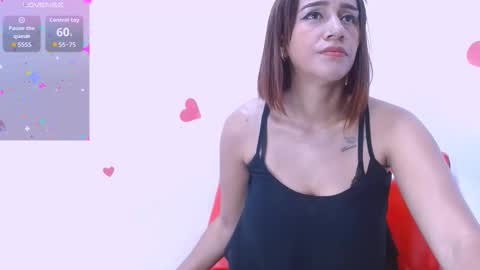 Estefany online show from 11/26/25, 01:56