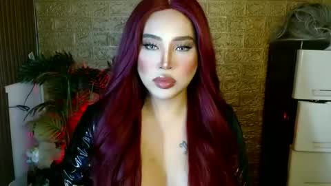 Snapshot of seductivestacyxx chatting on 10/26/25, 05:46 MISTRESS STACY online show from 10/26/25, 05:46