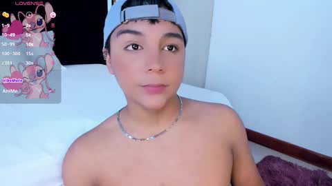 Snapshot of seductivo_jr chatting on 02/12/25, 04:23 seductivo online show from 02/12/25, 04:23