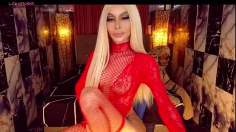 Snapshot of seductresskatarina chatting on 06/18/26, 12:55 KATARINA LUST online show from 06/18/26, 12:55