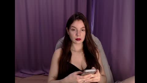 Emily online show from 04/12/26, 07:57