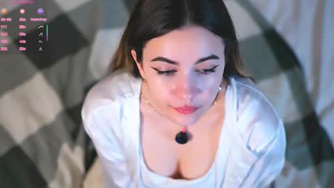 Snapshot of seeeyoubaby chatting on 10/23/25, 05:55 Slavia online show from 10/23/25, 05:55