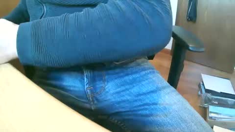 Snapshot of seidenlust chatting on 01/19/26, 08:40 SeidenLust online show from 01/19/26, 08:40