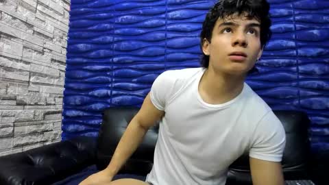 Snapshot of seigfried0 chatting on 11/09/25, 11:36 Seigfried online show from 11/09/25, 11:36