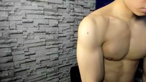 Snapshot of seigfried0 chatting on 06/20/26, 12:25 Seigfried online show from 06/20/26, 12:25