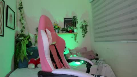 Yeyis  online show from 04/09/26, 03:06