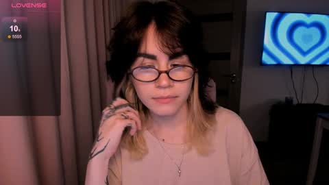 Snapshot of selectrra chatting on 01/11/25, 02:25 selectrra online show from 01/11/25, 02:25