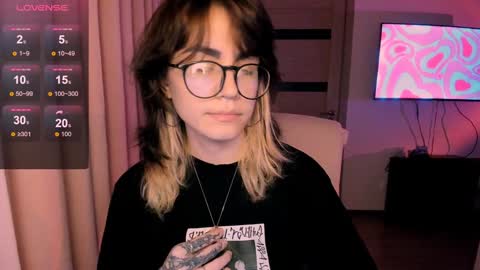 Snapshot of selectrra chatting on 01/14/25, 02:53 selectrra online show from 01/14/25, 02:53