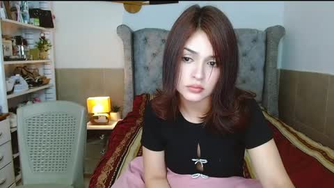 Selena  Andress online show from 04/24/26, 08:50