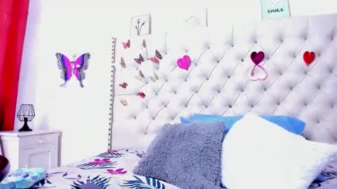 Snapshot of selena_beautyy chatting on 02/23/26, 07:11 selena_beautyy online show from 02/23/26, 07:11