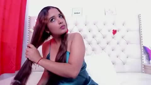 Snapshot of selena_beautyy chatting on 03/15/26, 07:20 selena_beautyy online show from 03/15/26, 07:20