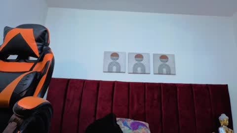 Snapshot of selena_castillo chatting on 10/22/25, 12:05 Selena online show from 10/22/25, 12:05