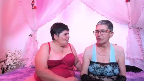 Snapshot of selena_ferreira chatting on 10/12/25, 03:16 Selena online show from 10/12/25, 03:16