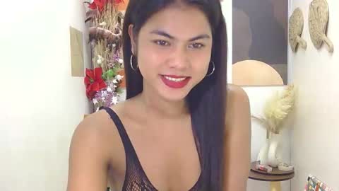 Snapshot of selena_fox2000 chatting on 12/17/25, 11:05 selena_fox2000 online show from 12/17/25, 11:05