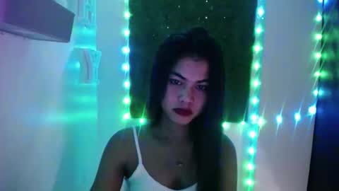 Snapshot of selena_fox2000 chatting on 04/16/26, 12:22 selena_fox2000 online show from 04/16/26, 12:22