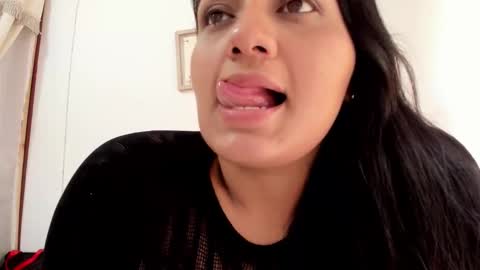 Karen online show from 10/14/25, 03:46