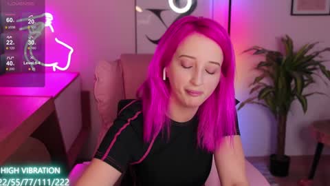 Snapshot of selena_lily chatting on 01/26/25, 10:24 Selena Lily online show from 01/26/25, 10:24