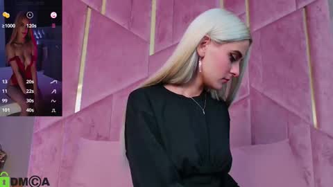 Selena online show from 09/28/25, 03:45