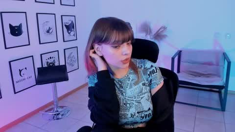 Selena ntmy online show from 01/16/25, 01:58