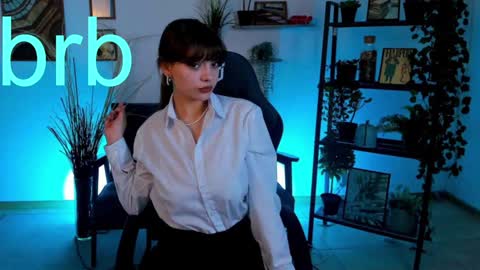 Selena ntmy online show from 02/08/25, 07:59