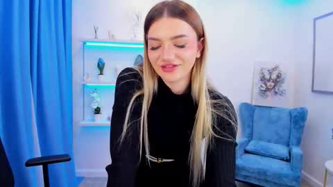 Snapshot of selenaemoore chatting on 10/04/25, 05:16 selenaemoore online show from 10/04/25, 05:16