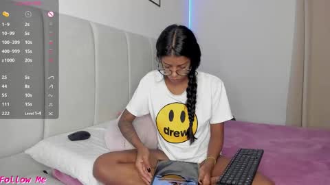 Snapshot of selenahoot chatting on 03/28/26, 11:43 Adriana3 online show from 03/28/26, 11:43