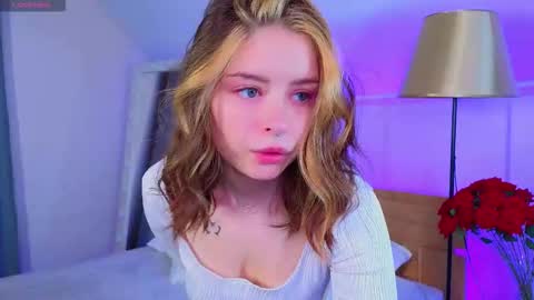 Snapshot of selenamills chatting on 01/14/26, 02:06 selenamills online show from 01/14/26, 02:06