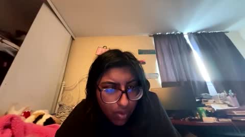 selenaprincess2 online show from 11/27/25, 07:49