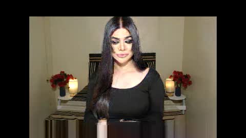 Snapshot of selenashemale chatting on 02/19/26, 02:40 Selena online show from 02/19/26, 02:40