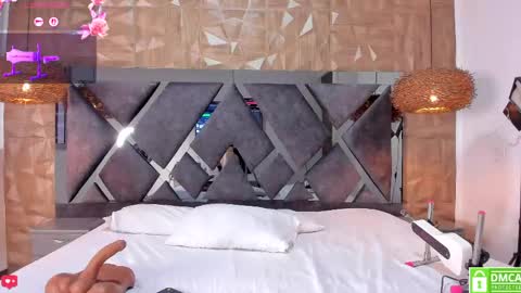 selene__lopez_ online show from 04/27/26, 07:56