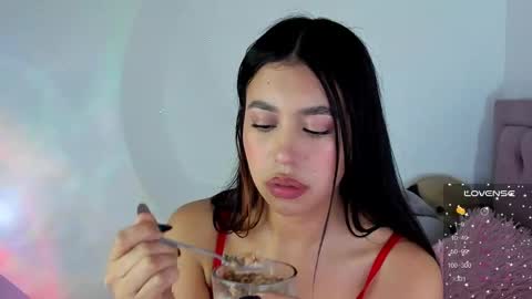Snapshot of selene_e chatting on 01/26/25, 02:56 Karol. online show from 01/26/25, 02:56