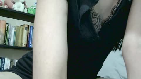 Snapshot of selene_hebe chatting on 05/07/26, 04:51 selene_hebe online show from 05/07/26, 04:51