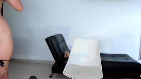 Snapshot of selene_king22 chatting on 12/26/24, 09:04 Alejandra online show from 12/26/24, 09:04