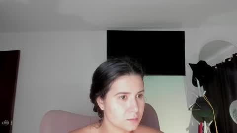 Snapshot of selene_king22 chatting on 09/18/25, 12:29 Alejandra online show from 09/18/25, 12:29