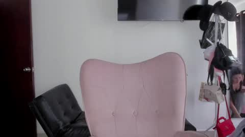 Snapshot of selene_king22 chatting on 04/07/26, 02:39 Alejandra online show from 04/07/26, 02:39